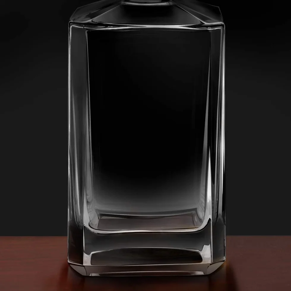 Maverton Karafka do Whisky – 700 ml - Nowoczesny Prezent dla Mężczyzny - Szkło Premium na Alkohol - Elegancki Design - Urodziny, Dzień Ojca, Rocznica