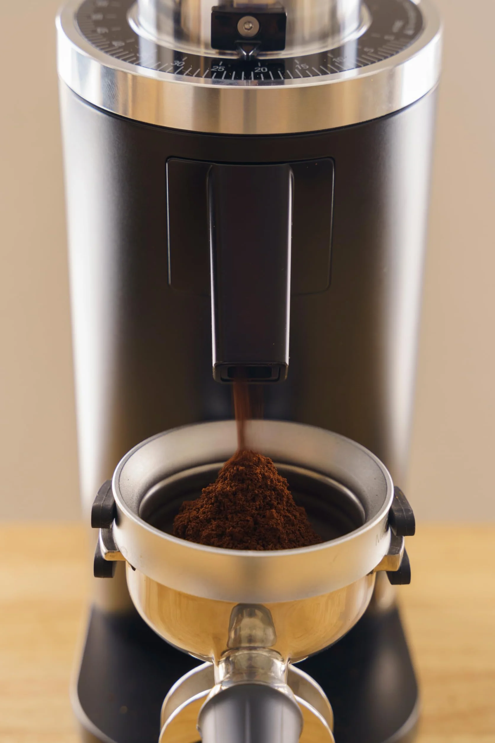 MiiCoffee DF54 młynek do kawy jednodawkowy (czarny)