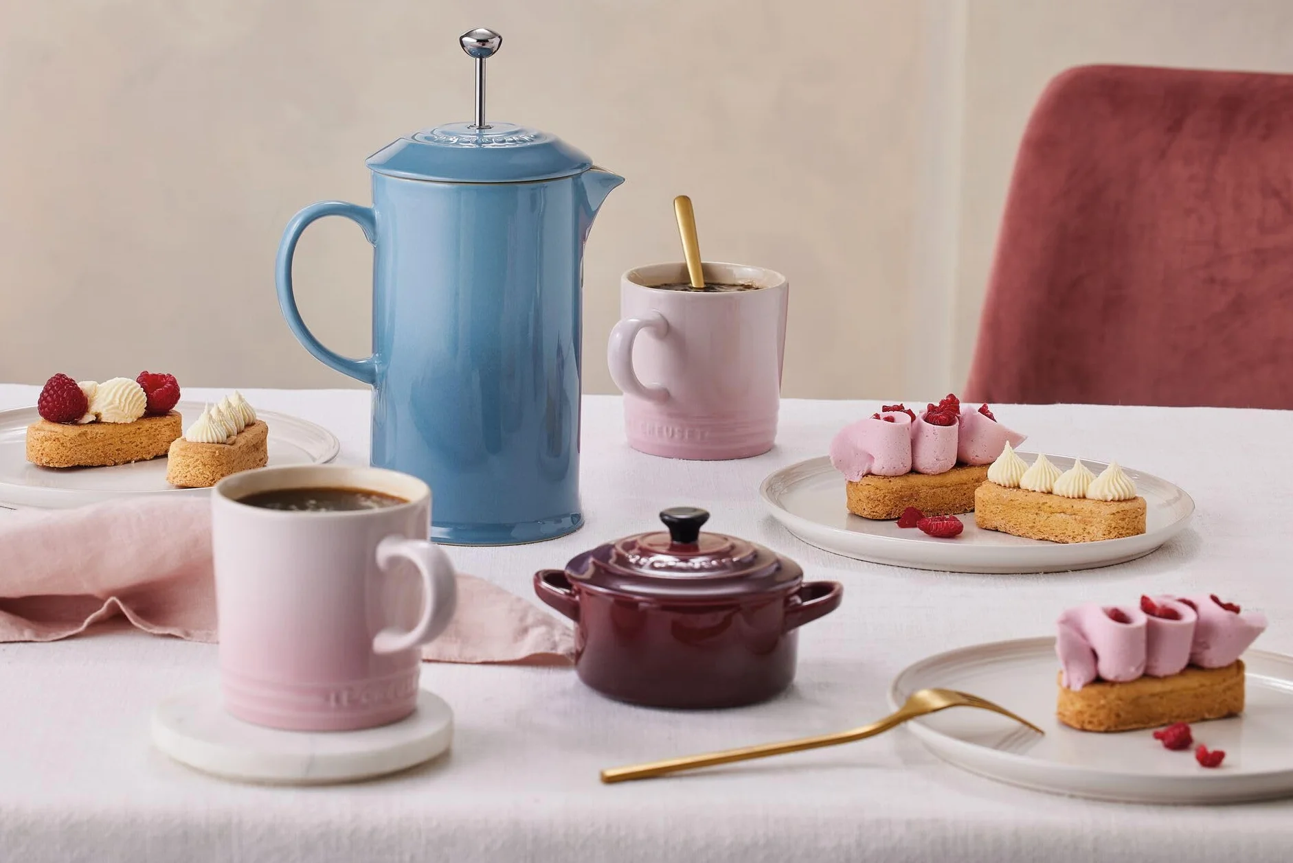 Le Creuset Zaparzacz do kawy/French Press z wkładem ze stali nierdzewnej, 800 ml, kamionka, Chambray, 60706084340003