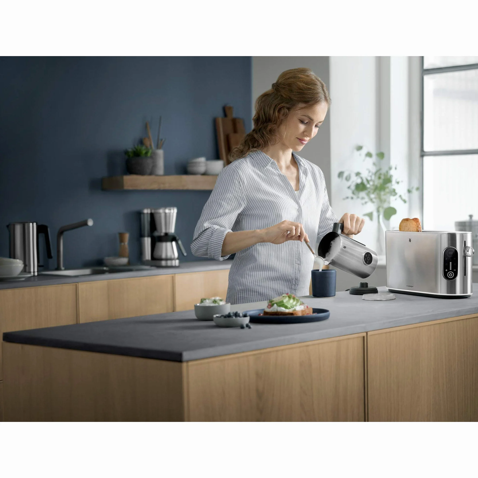 WMF Lumero Elektryczny Spieniacz do Mleka 500 W 100-250 ml Stal Nierdzewna
