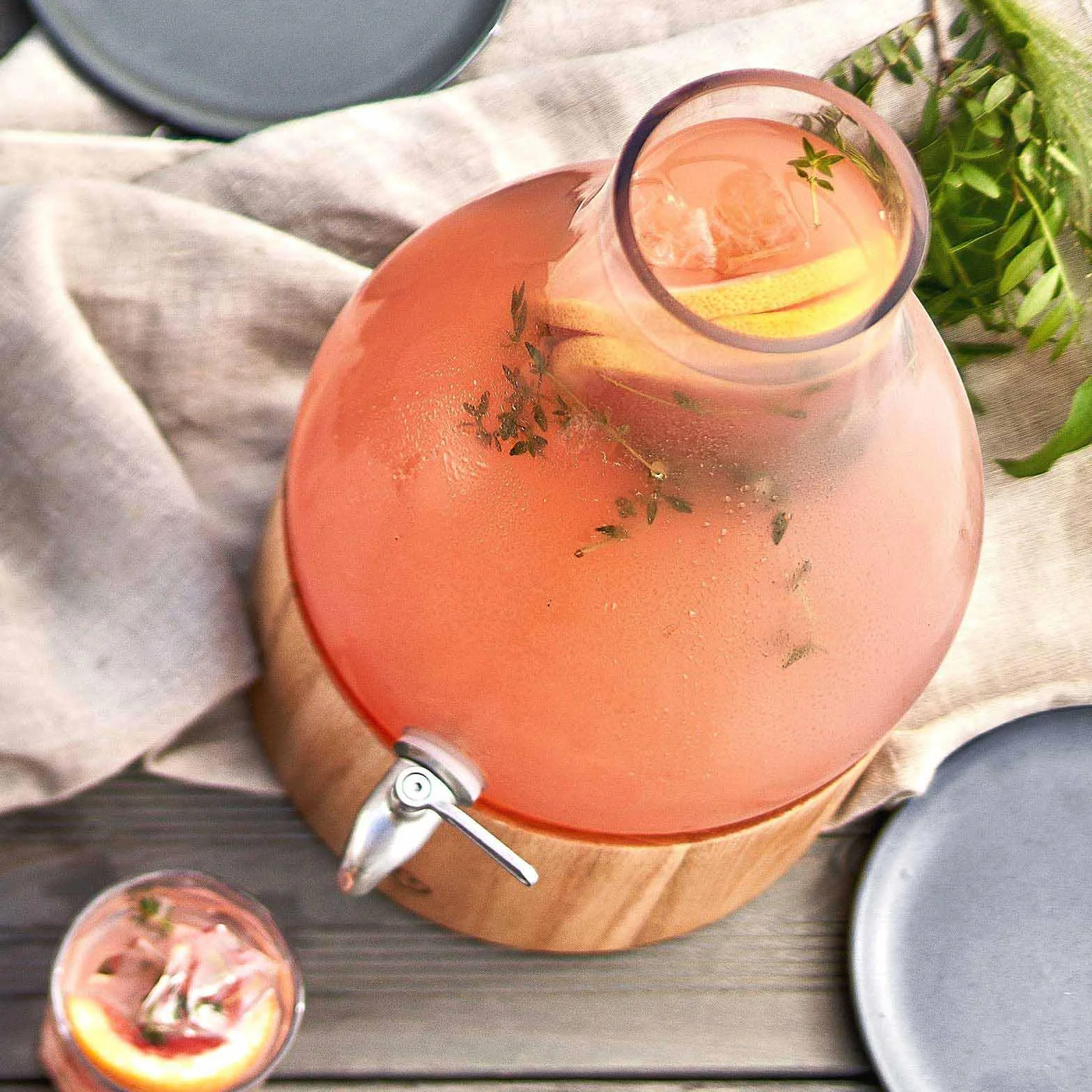 SPRINGLANE szklany dozownik do napojów 5,5 l Gloria z kranikiem i stojakiem ze stali nierdzewnej z drewna dębowego, dozownik lemoniady, Vintage Design Mason Jar