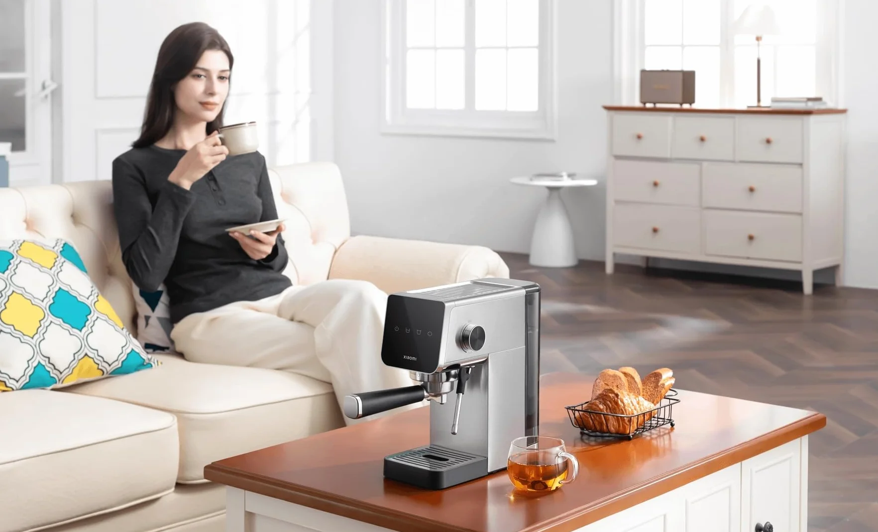 Xiaomi Halvautomatisk espressomaskin, 20 bar pump, 0,9 l tank, kompakt design, 1350 W