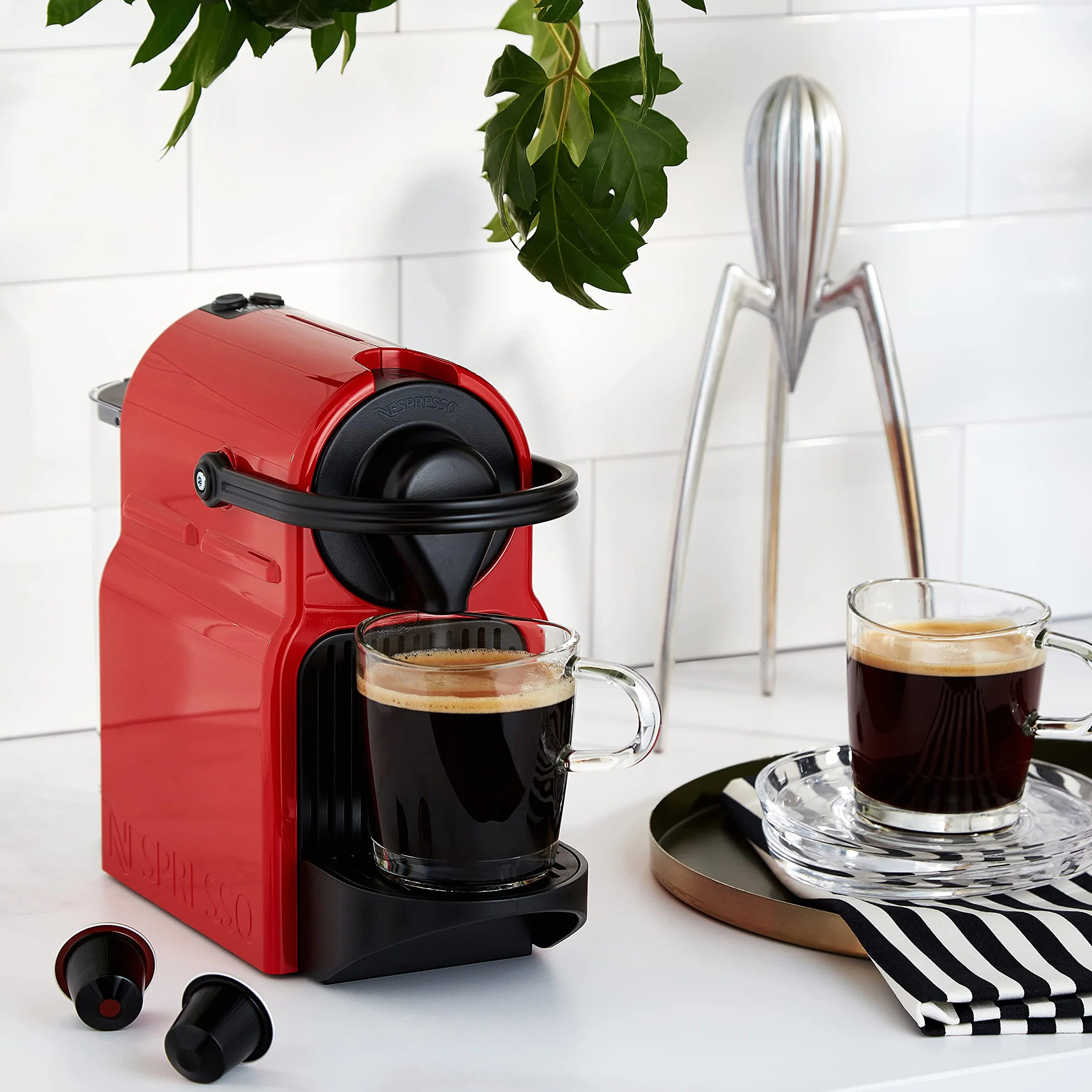 Nespresso Maszyna na Kapsułki Inissia xn1005 Firmy Krups, Bardzo Szybka Gotowość do Pracy, Automatyczne Wyłączanie, Wiśniowa Czerwień