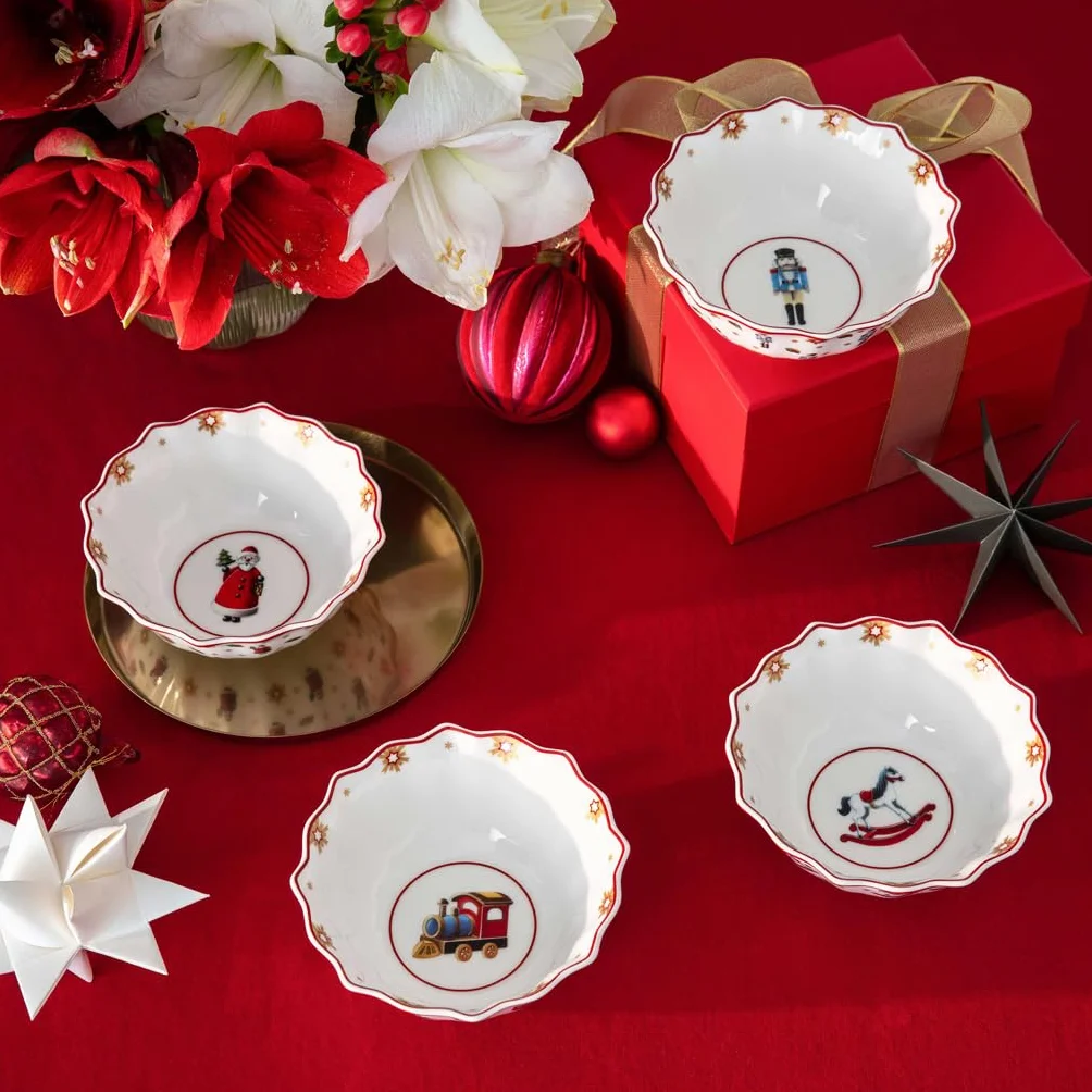 Villeroy & Boch - Toy's Delight jubileuszowy zestaw miseczek 4 szt. kolorowy, Boże Narodzenie, zestaw miseczek dla 4 osób, miski, motyw świąteczny, świąteczna zastawa stołowa, porcelana Premium