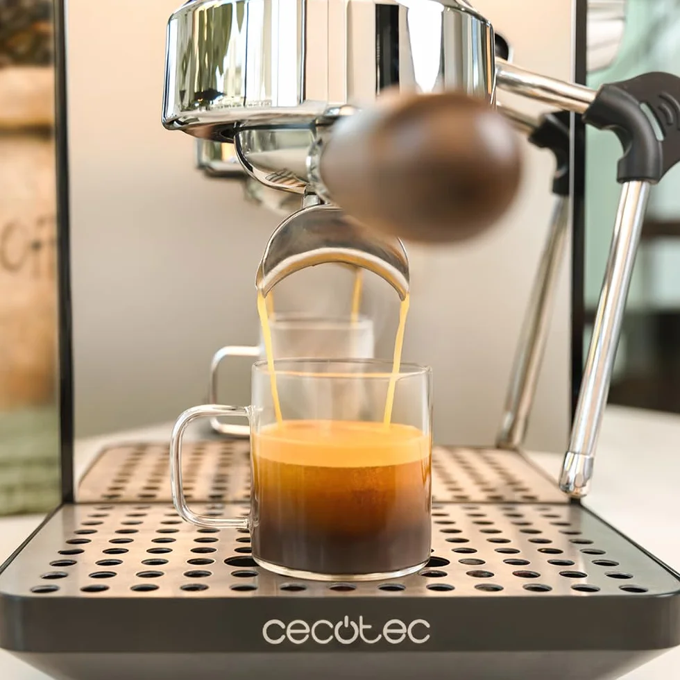 Cecotec Ekspres do kawy Barista Baristeo Intima, profesjonalny ekspres do kawy Barista, system wstępnego parzenia, pompa 15 bar, łatwe napełnianie, zbiornik na wodę 1,7 l i podgrzewacz do filiżanek