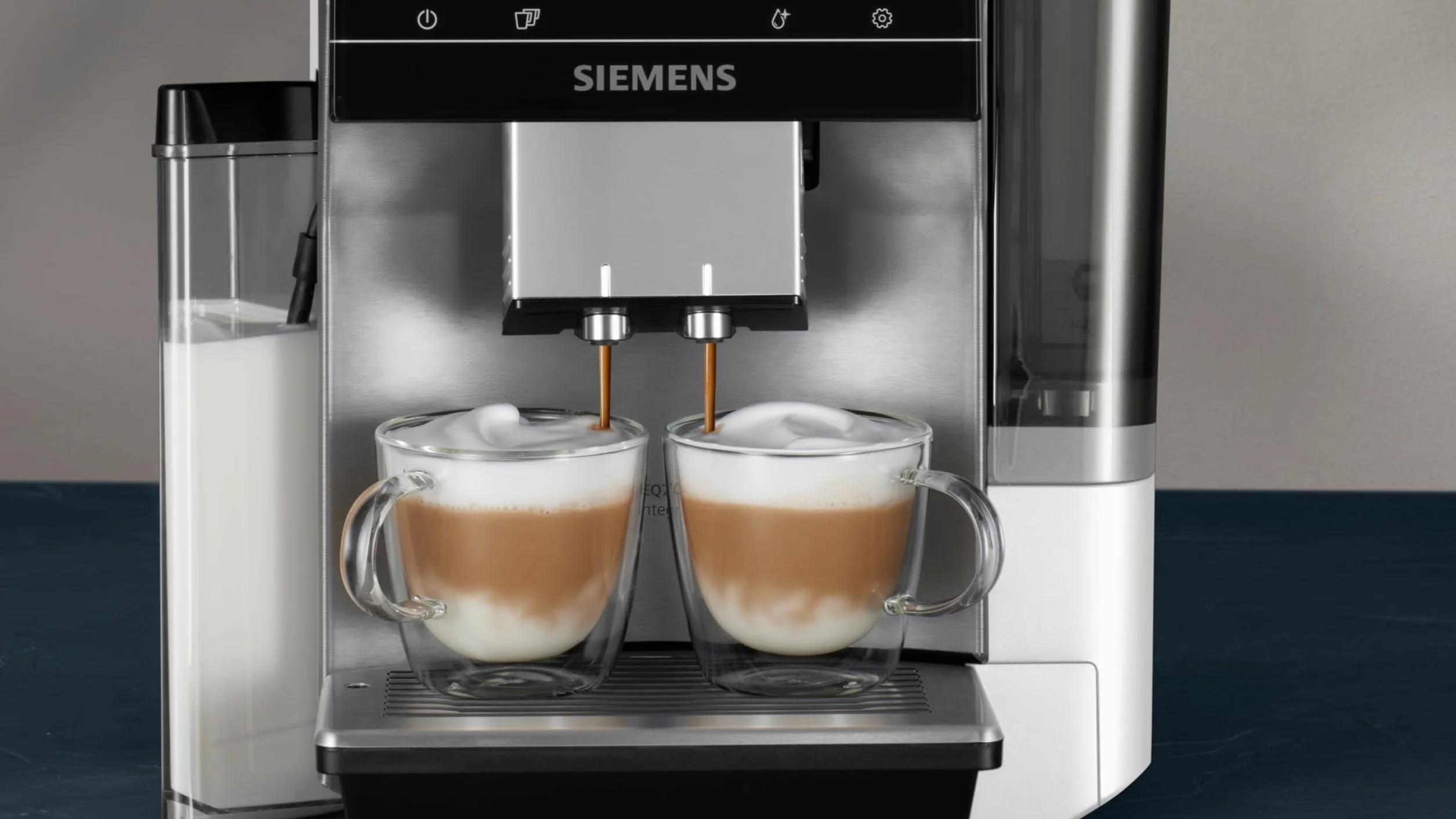 SIEMENS, w pełni automatyczny ekspres do kawy zbożowej, EQ700, ekran iSelect,coffeeWorld,Cold Brew,Slow Brew,taca na mleko, adapter do cegieł na mleko, Home Connect, stal nierdzewna, biały, integralny