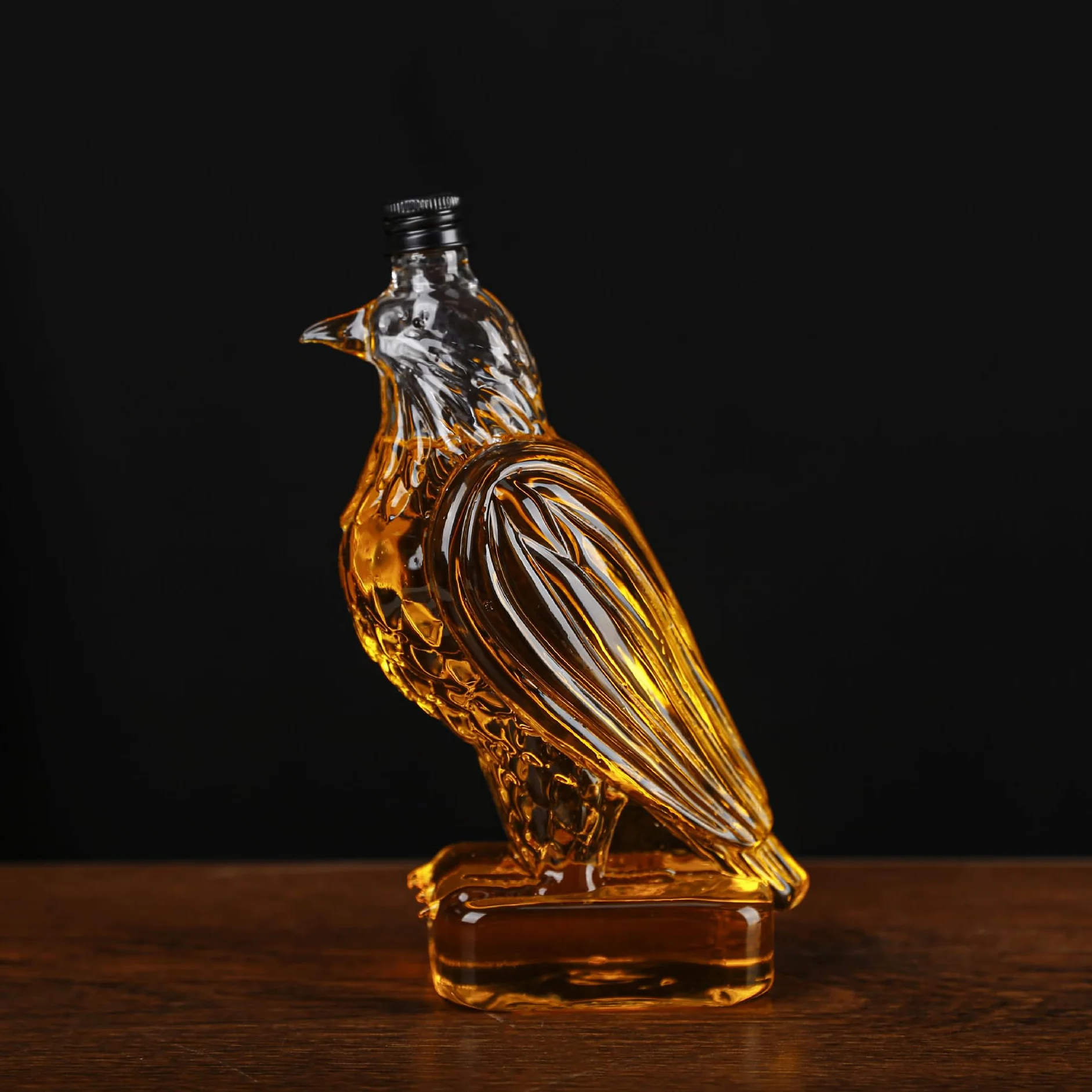V-Twin Reserve karafka do whisky, motocyklowa butelka na whisky, butelka do whisky w kształcie orła, grawerowanie 300 ml, nadaje się do baru, stołu, kuchni
