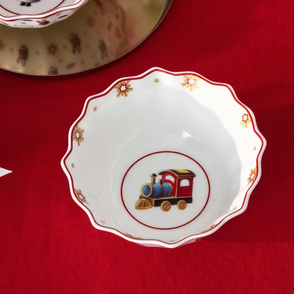 Villeroy & Boch - Toy's Delight zestaw śniadaniowy dla 2 os. lokomotywa 6-cz. kolorowy, Boże Narodzenie, komplet naczyń z talerzami śniadaniowymi, filiżankami i miskami, porcelana Premium